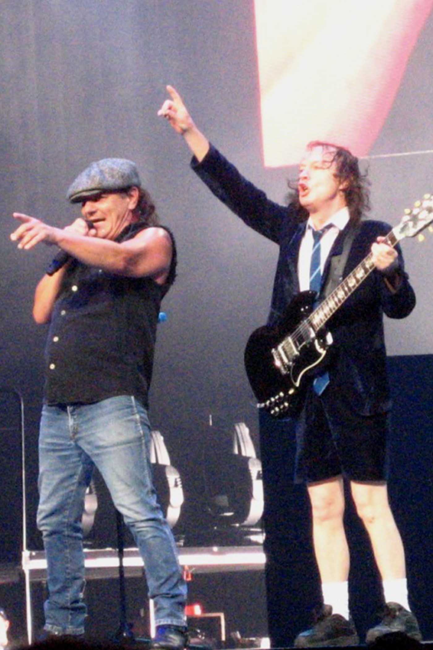 AC/DC