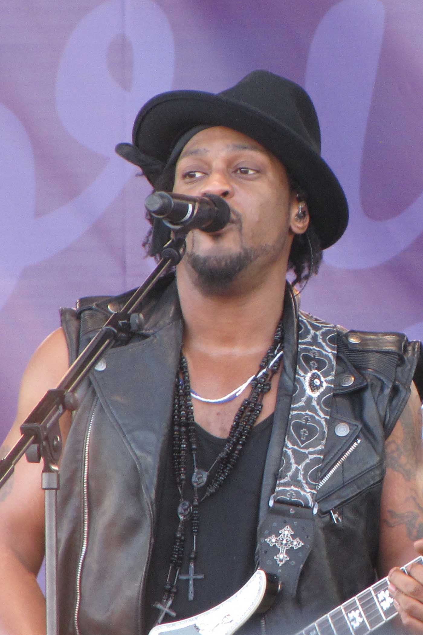 D'Angelo
